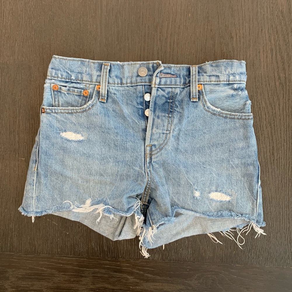 Levi’s denim shorts